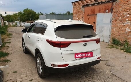 KIA Sportage IV рестайлинг, 2017 год, 2 300 000 рублей, 3 фотография