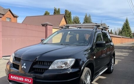 Mitsubishi Outlander III рестайлинг 3, 2006 год, 750 000 рублей, 1 фотография