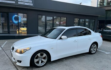 BMW 5 серия, 2006 год, 900 000 рублей, 2 фотография