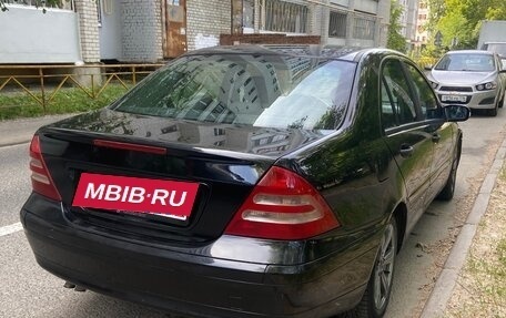 Mercedes-Benz C-Класс, 2003 год, 680 000 рублей, 6 фотография