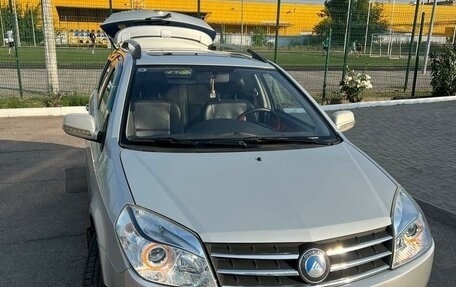 Geely MK Cross I, 2012 год, 485 000 рублей, 2 фотография