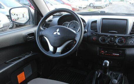 Mitsubishi L200 IV рестайлинг, 2014 год, 1 549 990 рублей, 12 фотография