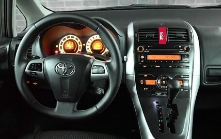 Toyota Auris II, 2011 год, 1 180 000 рублей, 18 фотография