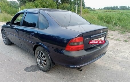 Opel Vectra B рестайлинг, 1997 год, 289 000 рублей, 4 фотография