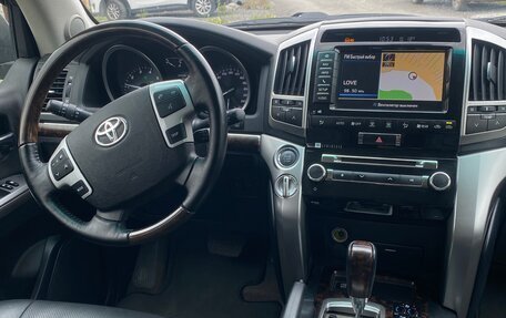 Toyota Land Cruiser 200, 2015 год, 5 050 000 рублей, 8 фотография