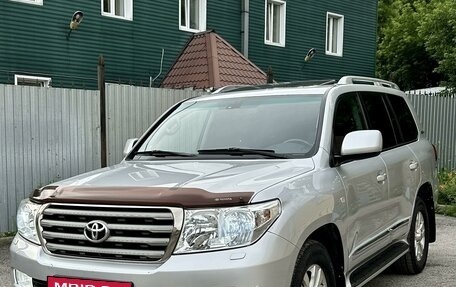 Toyota Land Cruiser 200, 2011 год, 2 980 000 рублей, 2 фотография