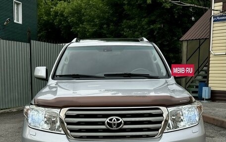 Toyota Land Cruiser 200, 2011 год, 2 980 000 рублей, 4 фотография