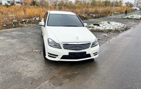 Mercedes-Benz C-Класс, 2012 год, 2 150 000 рублей, 1 фотография