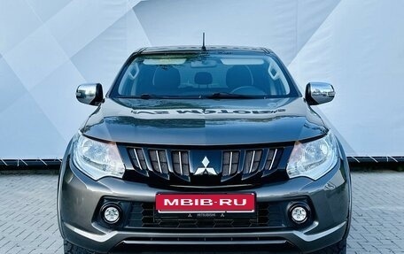 Mitsubishi L200 IV рестайлинг, 2015 год, 2 050 000 рублей, 2 фотография