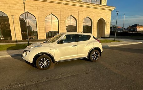 Nissan Juke II, 2013 год, 1 030 000 рублей, 6 фотография