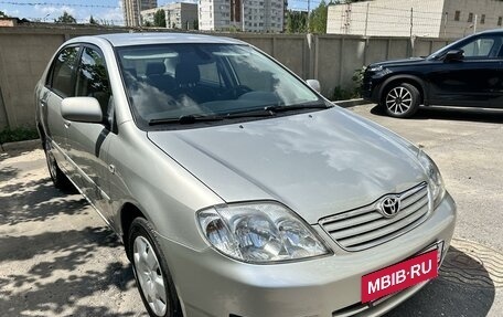 Toyota Corolla, 2005 год, 785 000 рублей, 3 фотография