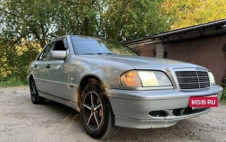 Mercedes-Benz C-Класс, 1998 год, 350 000 рублей, 3 фотография