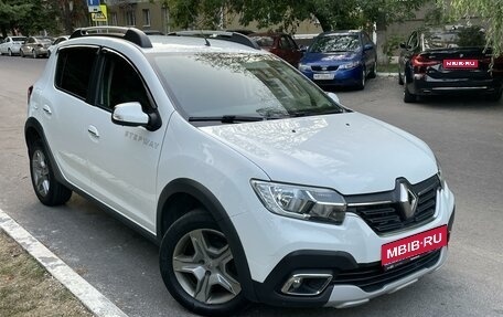 Renault Sandero II рестайлинг, 2020 год, 1 400 000 рублей, 1 фотография