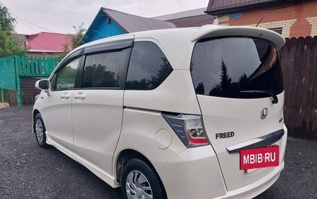 Honda Freed I, 2012 год, 1 237 000 рублей, 5 фотография