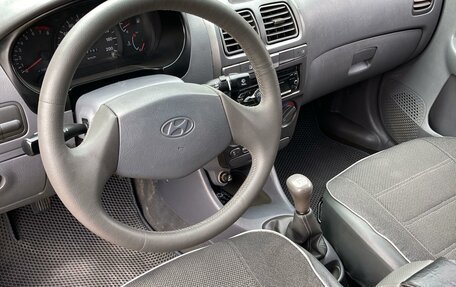 Hyundai Accent II, 2005 год, 430 000 рублей, 10 фотография