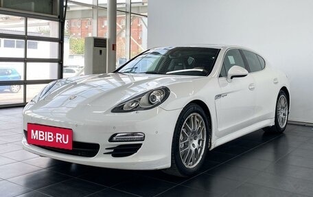 Porsche Panamera II рестайлинг, 2012 год, 2 100 000 рублей, 2 фотография