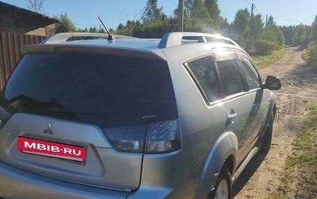 Mitsubishi Outlander III рестайлинг 3, 2008 год, 1 300 000 рублей, 14 фотография