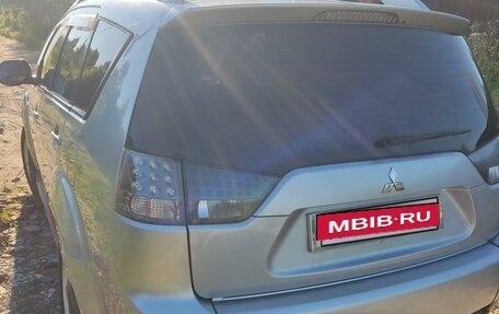 Mitsubishi Outlander III рестайлинг 3, 2008 год, 1 300 000 рублей, 30 фотография