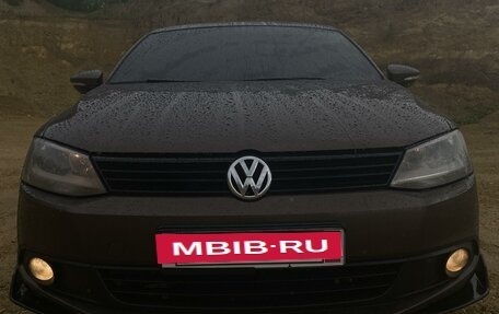 Volkswagen Jetta VI, 2013 год, 1 400 000 рублей, 8 фотография