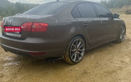 Volkswagen Jetta VI, 2013 год, 1 400 000 рублей, 15 фотография