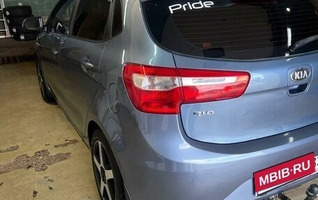 KIA Rio III рестайлинг, 2013 год, 1 200 000 рублей, 6 фотография