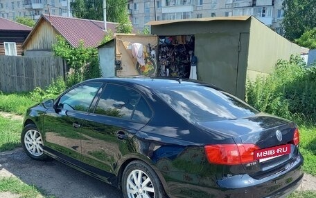 Volkswagen Jetta VI, 2011 год, 1 000 000 рублей, 6 фотография