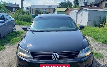 Volkswagen Jetta VI, 2011 год, 1 000 000 рублей, 4 фотография