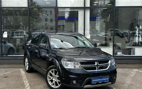 Dodge Journey I, 2011 год, 1 350 000 рублей, 3 фотография