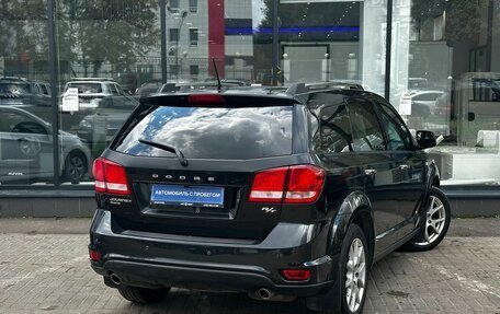 Dodge Journey I, 2011 год, 1 350 000 рублей, 5 фотография