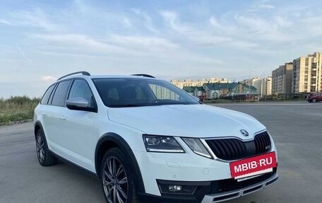 Skoda Octavia, 2017 год, 1 999 999 рублей, 8 фотография