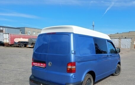 Volkswagen Transporter T5 рестайлинг, 2007 год, 1 050 000 рублей, 2 фотография