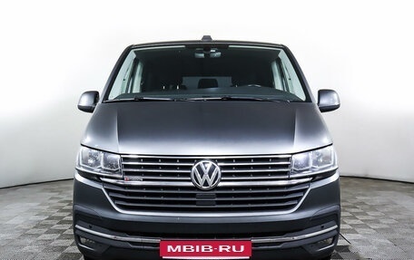 Volkswagen Caravelle T6 рестайлинг, 2021 год, 5 796 000 рублей, 2 фотография