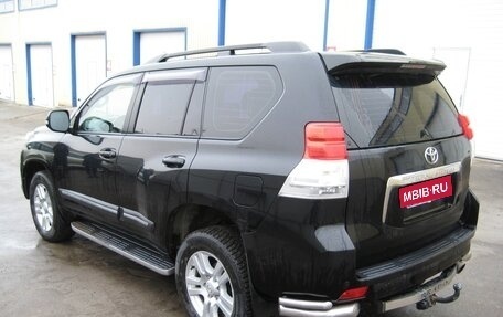 Toyota Land Cruiser Prado 150 рестайлинг 2, 2010 год, 2 650 000 рублей, 1 фотография