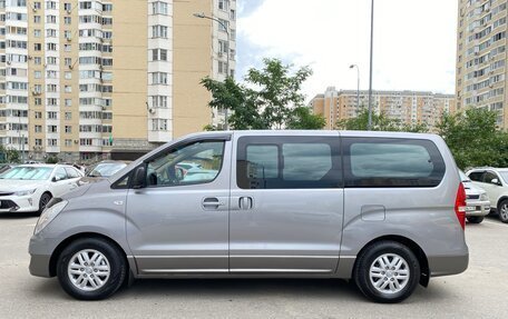 Hyundai H-1 II рестайлинг, 2016 год, 2 365 000 рублей, 4 фотография