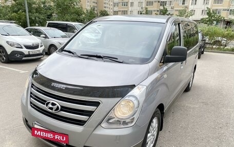 Hyundai H-1 II рестайлинг, 2016 год, 2 365 000 рублей, 9 фотография