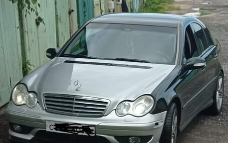 Mercedes-Benz C-Класс, 2003 год, 890 000 рублей, 1 фотография