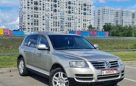 Volkswagen Touareg III, 2005 год, 725 000 рублей, 1 фотография