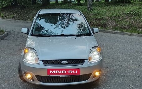 Ford Fiesta, 2006 год, 450 000 рублей, 3 фотография