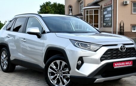 Toyota RAV4, 2021 год, 4 495 000 рублей, 1 фотография