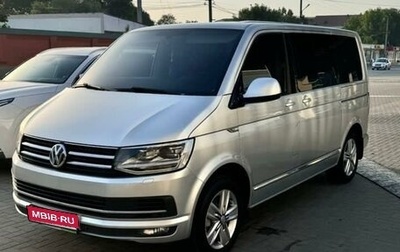 Volkswagen Caravelle T5, 2015 год, 3 850 000 рублей, 1 фотография