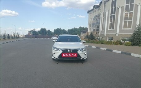 Toyota Camry, 2015 год, 2 227 000 рублей, 4 фотография