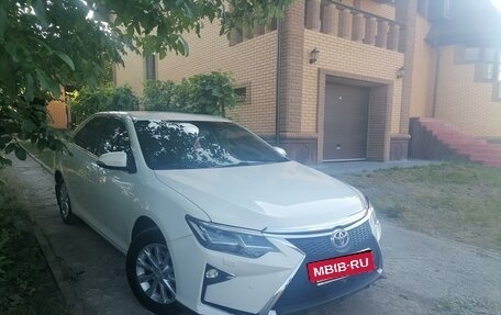 Toyota Camry, 2015 год, 2 227 000 рублей, 10 фотография