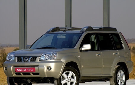 Nissan X-Trail, 2003 год, 1 000 000 рублей, 1 фотография