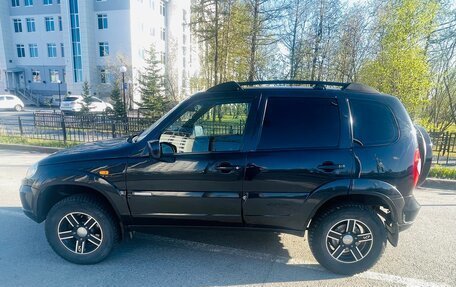 Chevrolet Niva I рестайлинг, 2010 год, 555 000 рублей, 6 фотография