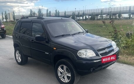 Chevrolet Niva I рестайлинг, 2010 год, 555 000 рублей, 3 фотография