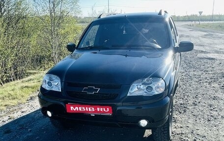 Chevrolet Niva I рестайлинг, 2010 год, 555 000 рублей, 2 фотография