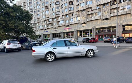 Mercedes-Benz E-Класс, 1997 год, 249 999 рублей, 8 фотография