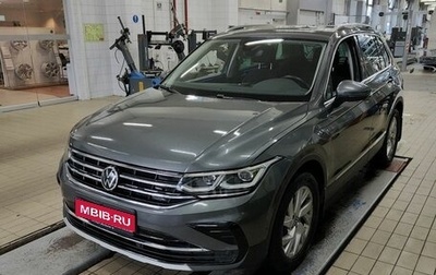 Volkswagen Tiguan II, 2021 год, 3 850 000 рублей, 1 фотография