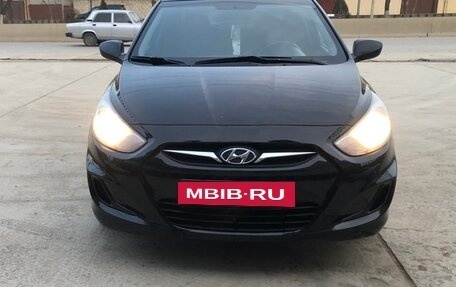 Hyundai Solaris II рестайлинг, 2012 год, 860 000 рублей, 3 фотография