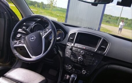 Opel Insignia II рестайлинг, 2010 год, 900 000 рублей, 12 фотография